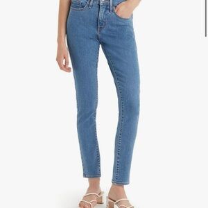 Levi's Light Blue Women's Skinny Jeans